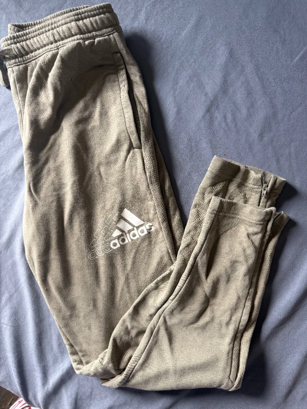 Adidas Men’s Medium Lounge Pants